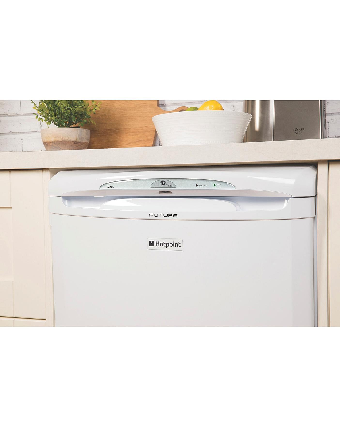  Hotpoint RZA36P 1 Under Counter Freezer - White