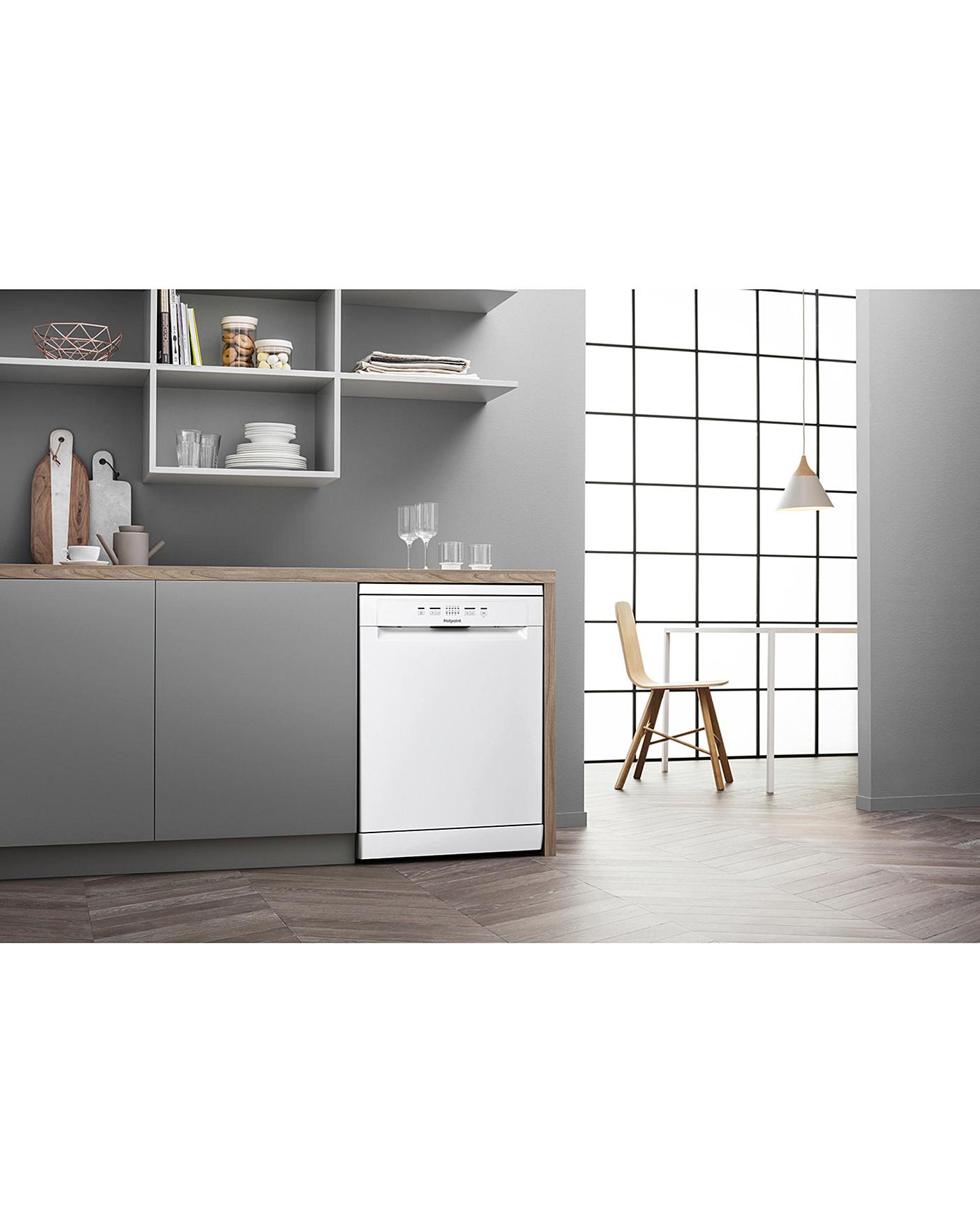  Hotpoint HFE 2B+26 C N UK Freestanding 14-place Full-Size Dishwasher - White