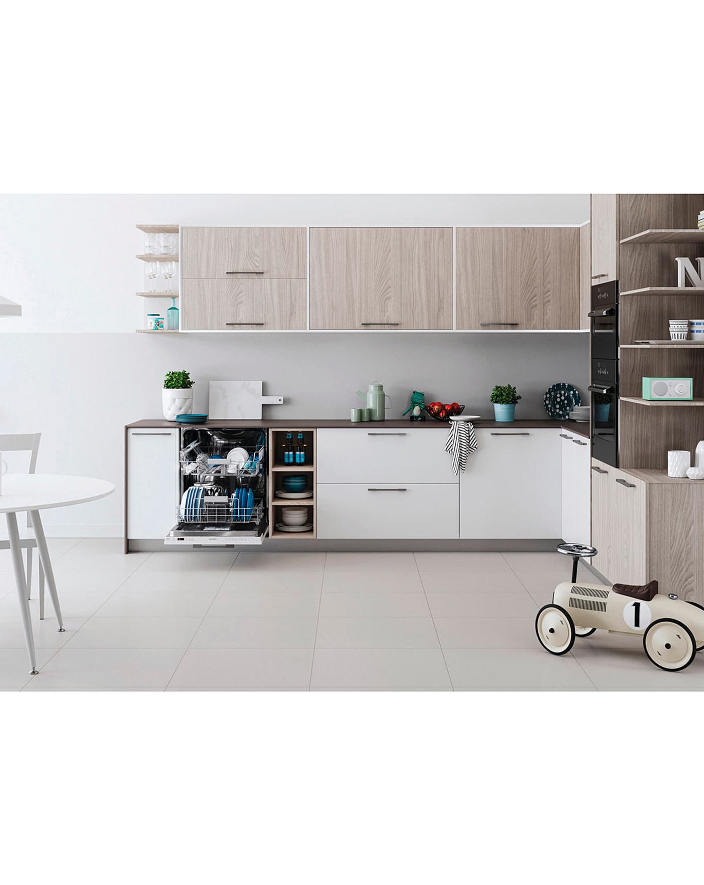  Indesit DICB16 Fullsize 13 Place Set Dishwasher