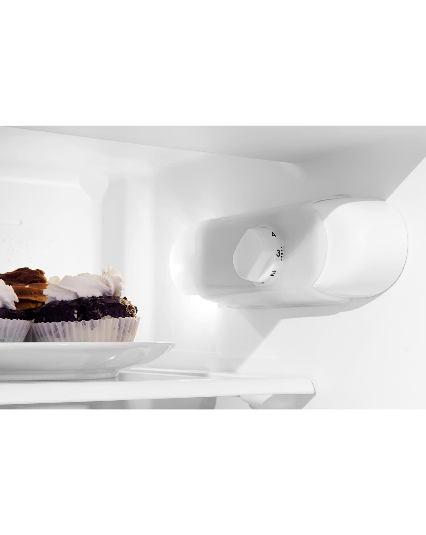  Indesit IB7030A1D.UK1 Integrated 70/30 Fridge Freezer