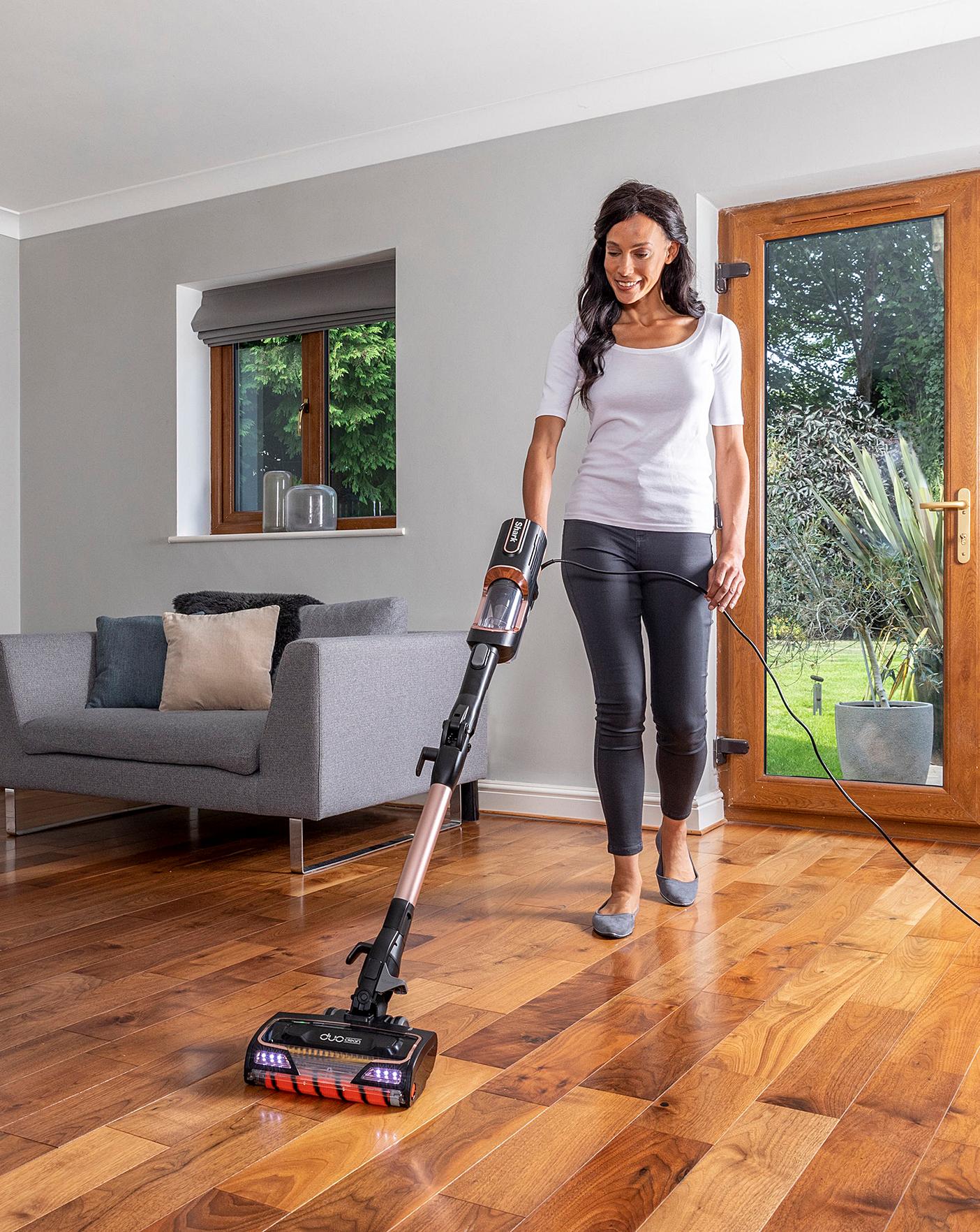  Shark Anti Hair Wrap Corded Stick Vacuum With Flexology And TruePet HZ500UKT